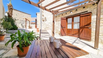 Standard Apartment | Terrace/patio