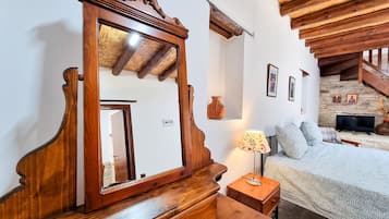 Standard Apartment | 2 bedrooms, desk, laptop workspace, iron/ironing board