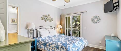 6 bedrooms, iron/ironing board, free WiFi, bed sheets