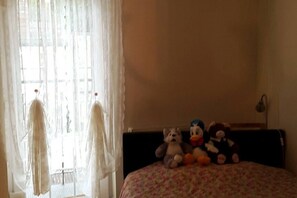 1 habitación y ropa de cama 