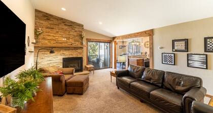 Condo in Dillon Overlooking Amphitheater & Sweeping Mountain & Lake Views!