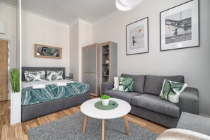 Comfort Apartment | 1 bedroom, iron/ironing board, free WiFi, bed sheets - MARGI Maya Apartments (Szczecin)