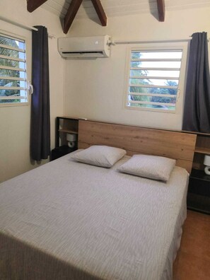 2 habitaciones, cuna de viaje, wifi y ropa de cama 