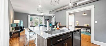 8 min to Stadiums & Dwntn Cincy, 1BR in Ludlow KY