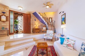 TV, offices - Club Patara 143, Kalkan (Kalkan)