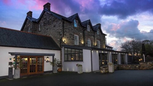 WILLOW LODGE - Wolfscastle