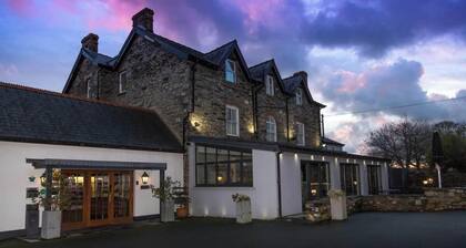 WILLOW LODGE - Wolfscastle