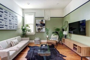 Televisie en een kantoor