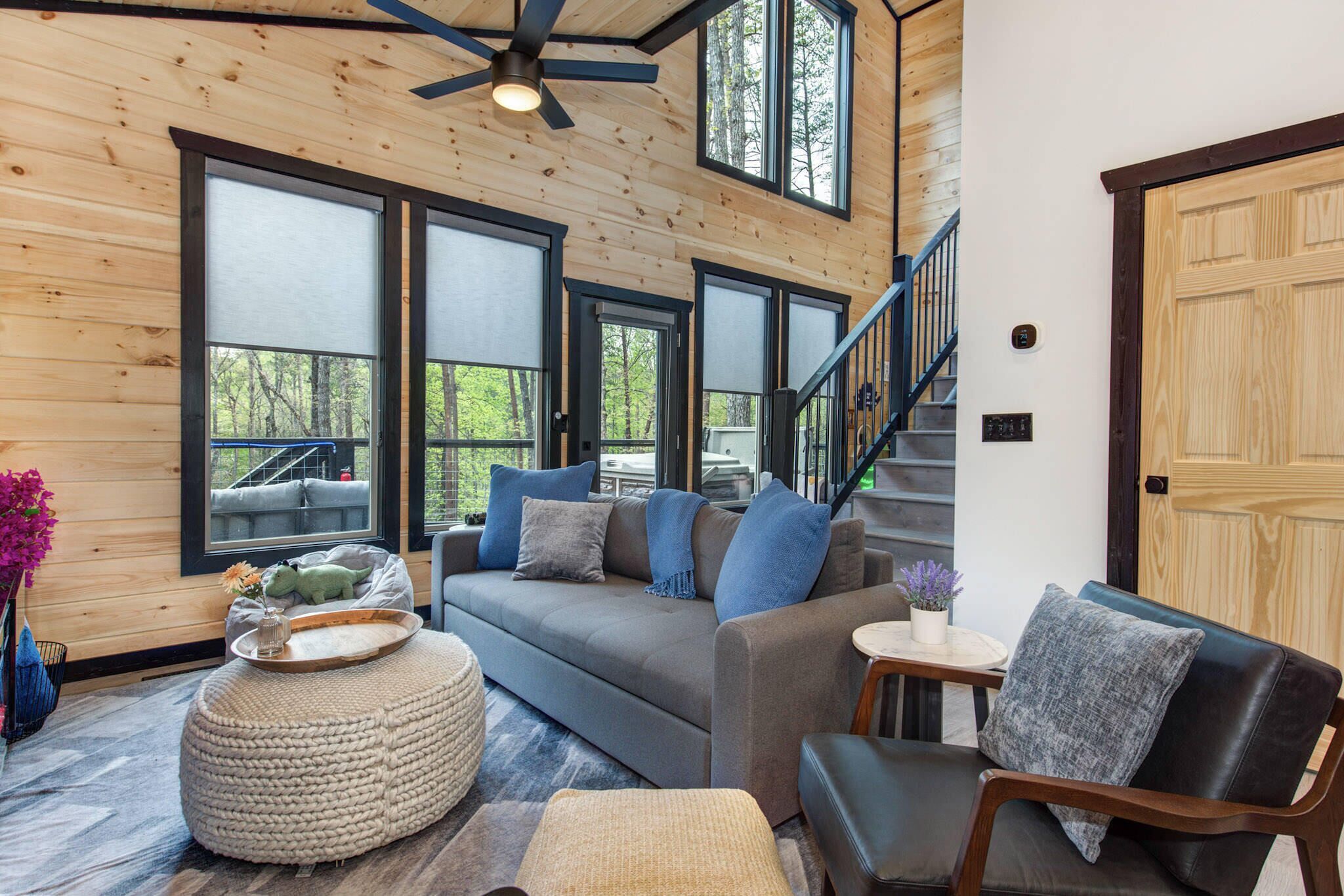 Mountain Cabin Retreat w/ Hot Tub, Fire Pits & BBQ