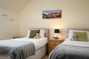 4 bedrooms, iron/ironing board, travel cot, free WiFi