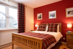 3 bedrooms, iron/ironing board, travel crib, free WiFi