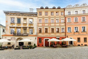 Front of property - Rynek 10 Apartments (Lublin)