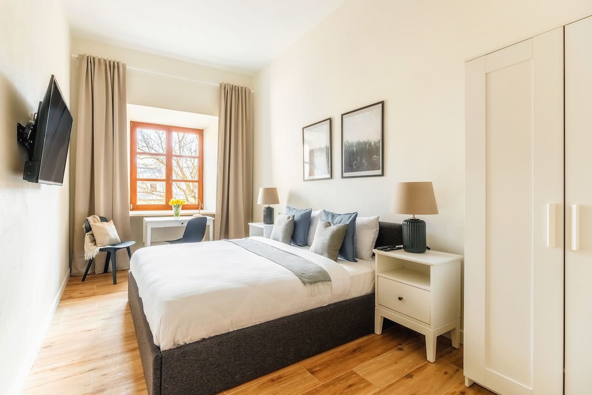 Standard Studio | 1 bilik tidur, peralatan tempat tidur premium, katil bayi/kot (percuma)