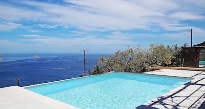 Hillside Villa overlooking Lemonodassos