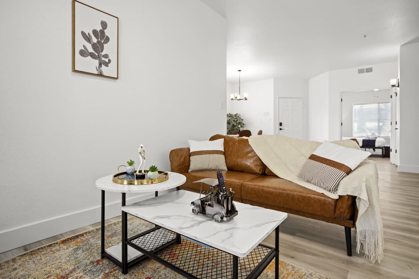 NEW CozySuites TPC Scottsdale w/parking, pool