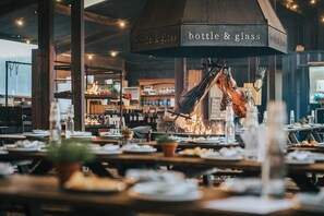 Dining - The Bottle & Glass Inn - Barn View - Room 2 (Henley-on-Thames)