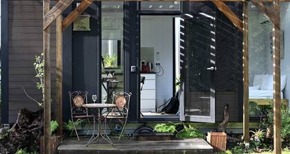 Deloraine Tiny Retreat by Tiny Away