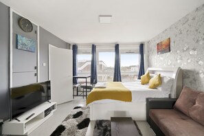 Apartment | 1 bedroom, iron/ironing board, free WiFi, bed sheets