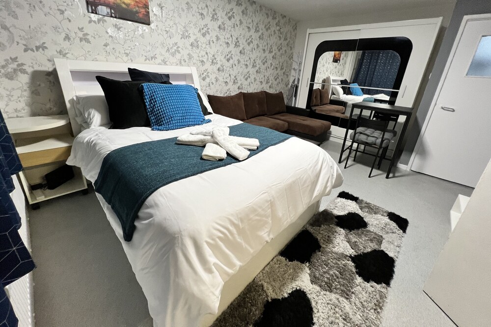 Impeccable 1-bed Apartment in London