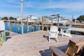 Marina - Fisherman's Dream, Soundfront House in Atlantic Beach, NC! (Atlantic Beach)
