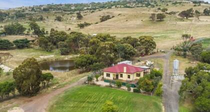 Relaxing farmhouse & panoramic views in Glenmore