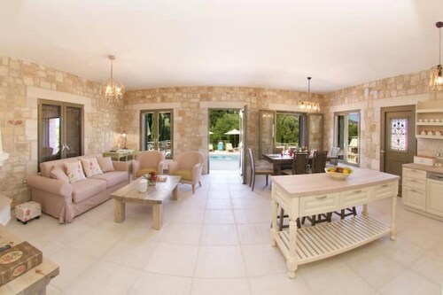 Forest Villas Kefalonia (Harry Villa)