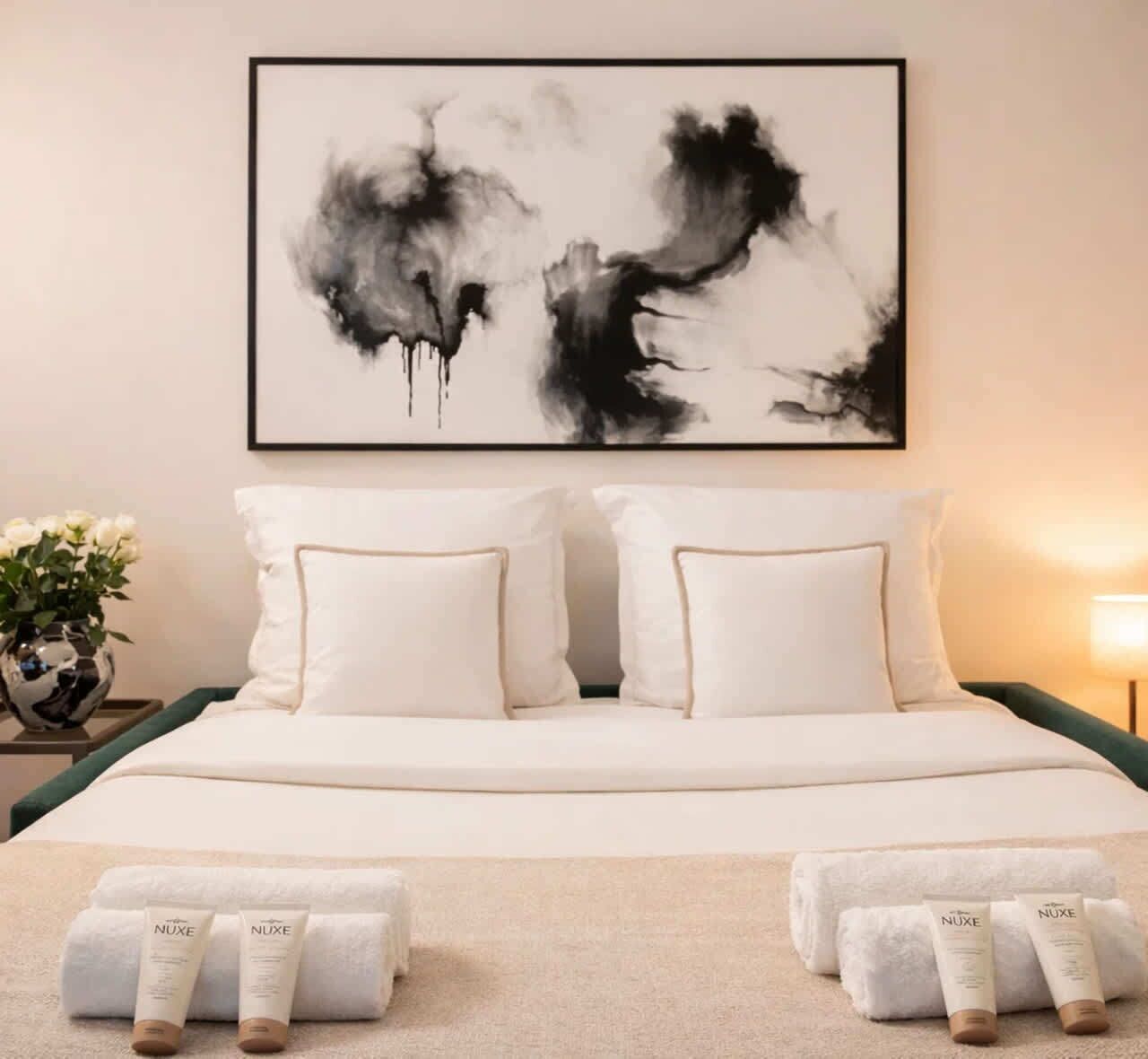 Iron/ironing board, WiFi, bed sheets