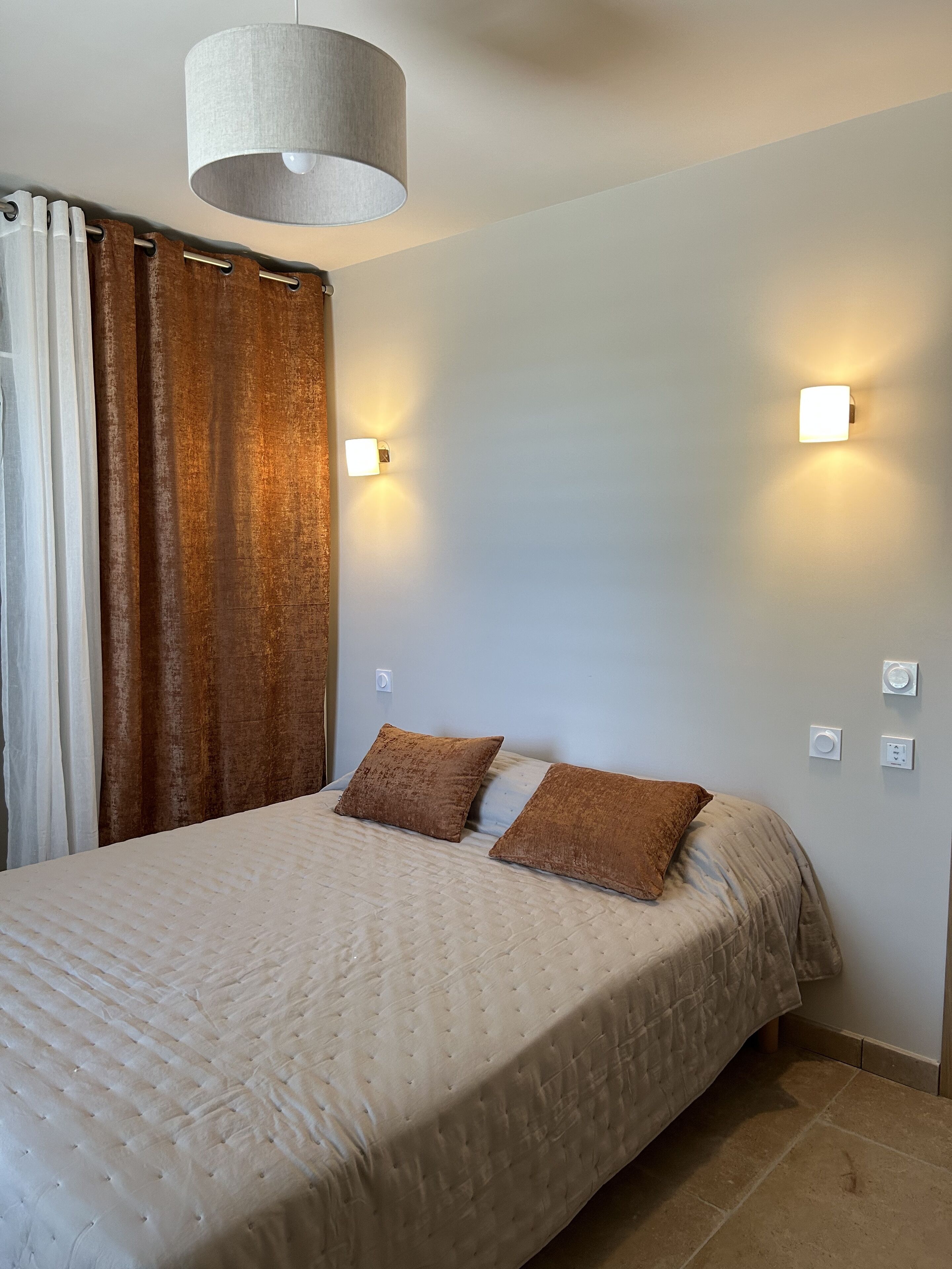 Magnifique Villa Neuve Avec vue sur les Dentelles de Montmirail!