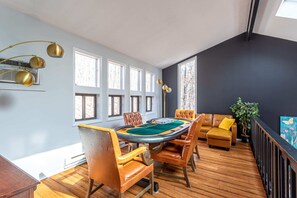 Spielezimmer
