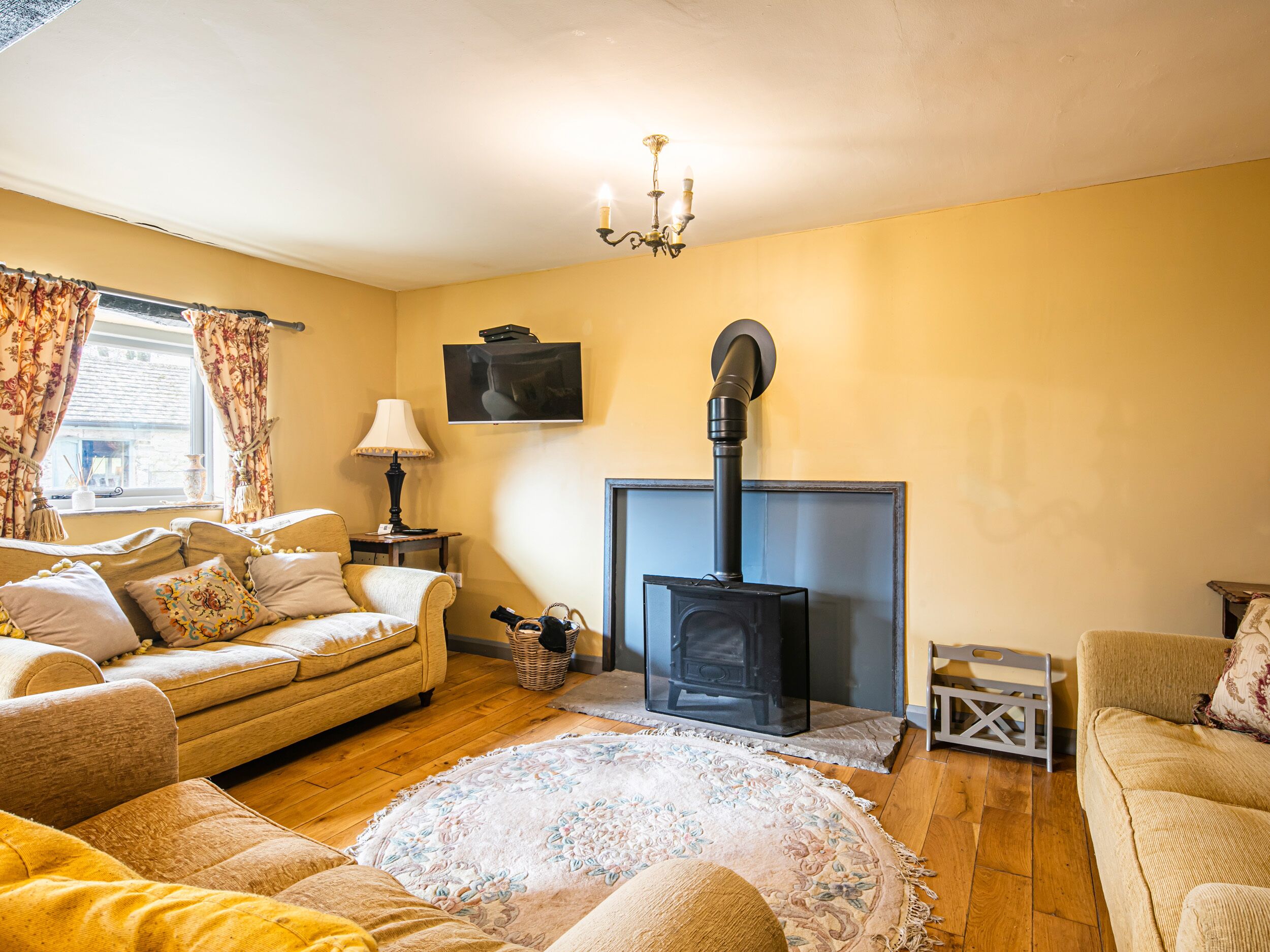 Bramble, Pet Friendly, Character Holiday Cottage In Bakewell - Monyash