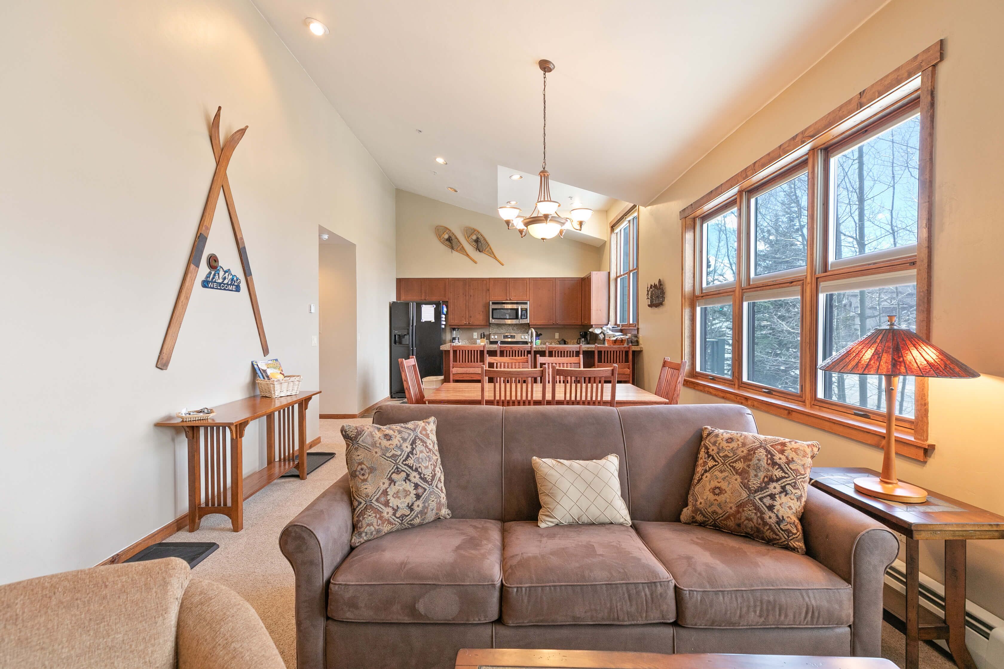 Main Street Junction Redtail Condo: Great Location