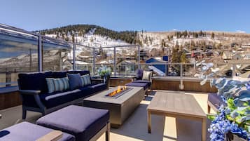 Condo, 3 Bedrooms | Property grounds