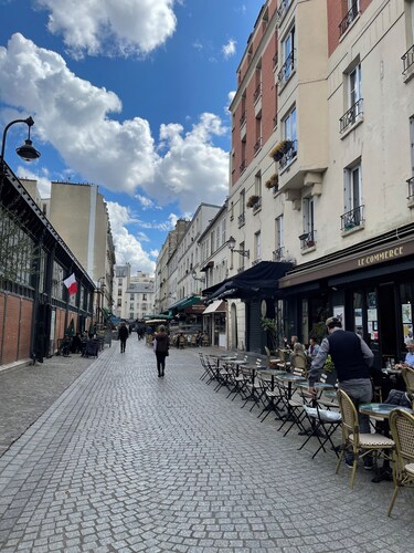Cozy & cute studio pied-à-terre __15 min away from Montmartre Paris