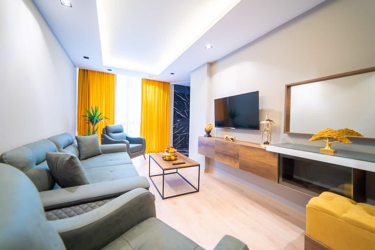 1 bedroom, premium bedding, minibar, in-room safe