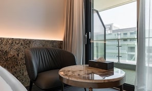 Individuelt dekorert, individuelt innredet og skrivebord