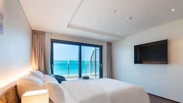 Chambre avec lits jumeaux, vue sur l’océan | Décor unique, ameublement unique, bureau, accès au Wi-Fi (inclus)