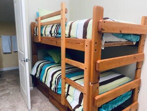 2 dormitorios, wifi gratis, ropa de cama