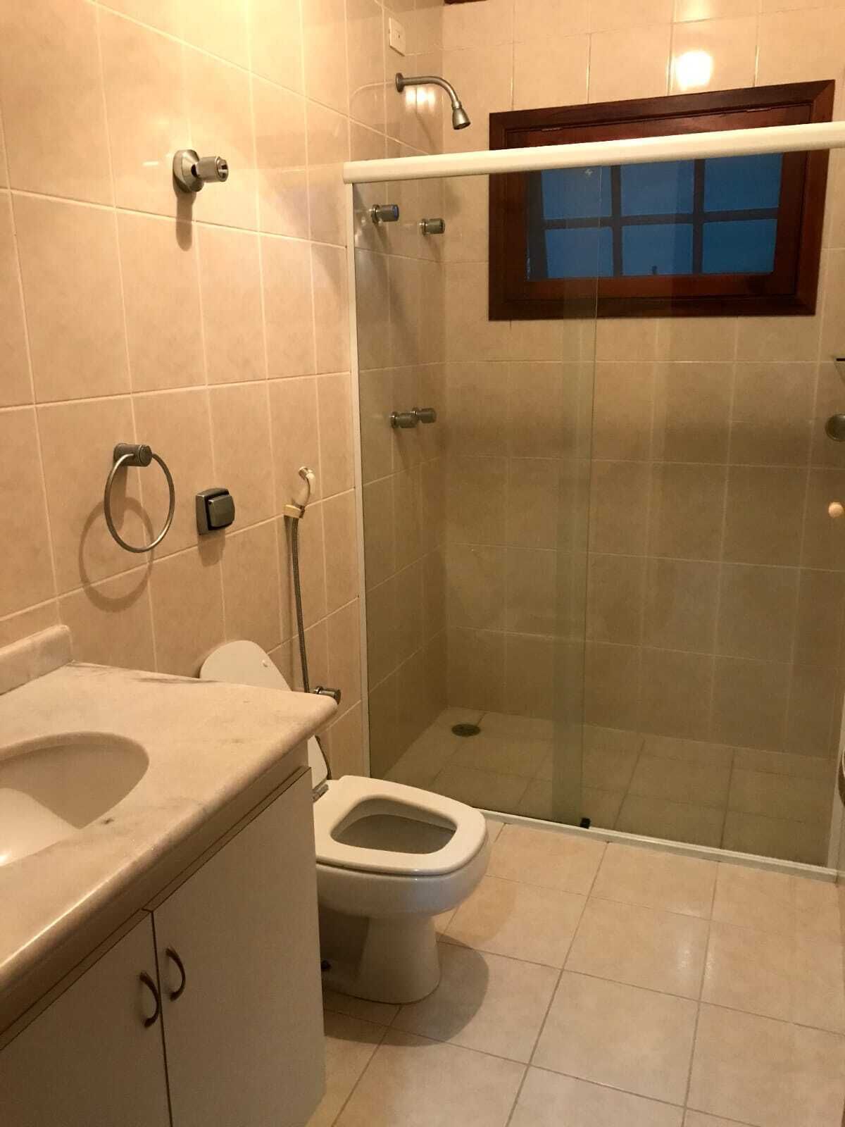 Sobrado de Praia com Muito Espaço e Tranquilo