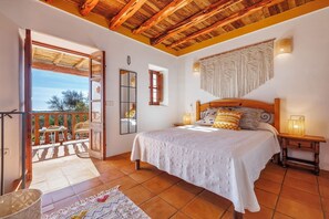 Room - CANA IRENE Tranquila Casa con Piscina y Barbacoa a 2km de la Playa de Cala Bassa (Sant Josep de sa Talaia)