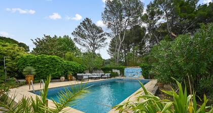 Charming independent Villa with pool, 15mn from downtown Aix en Provence
