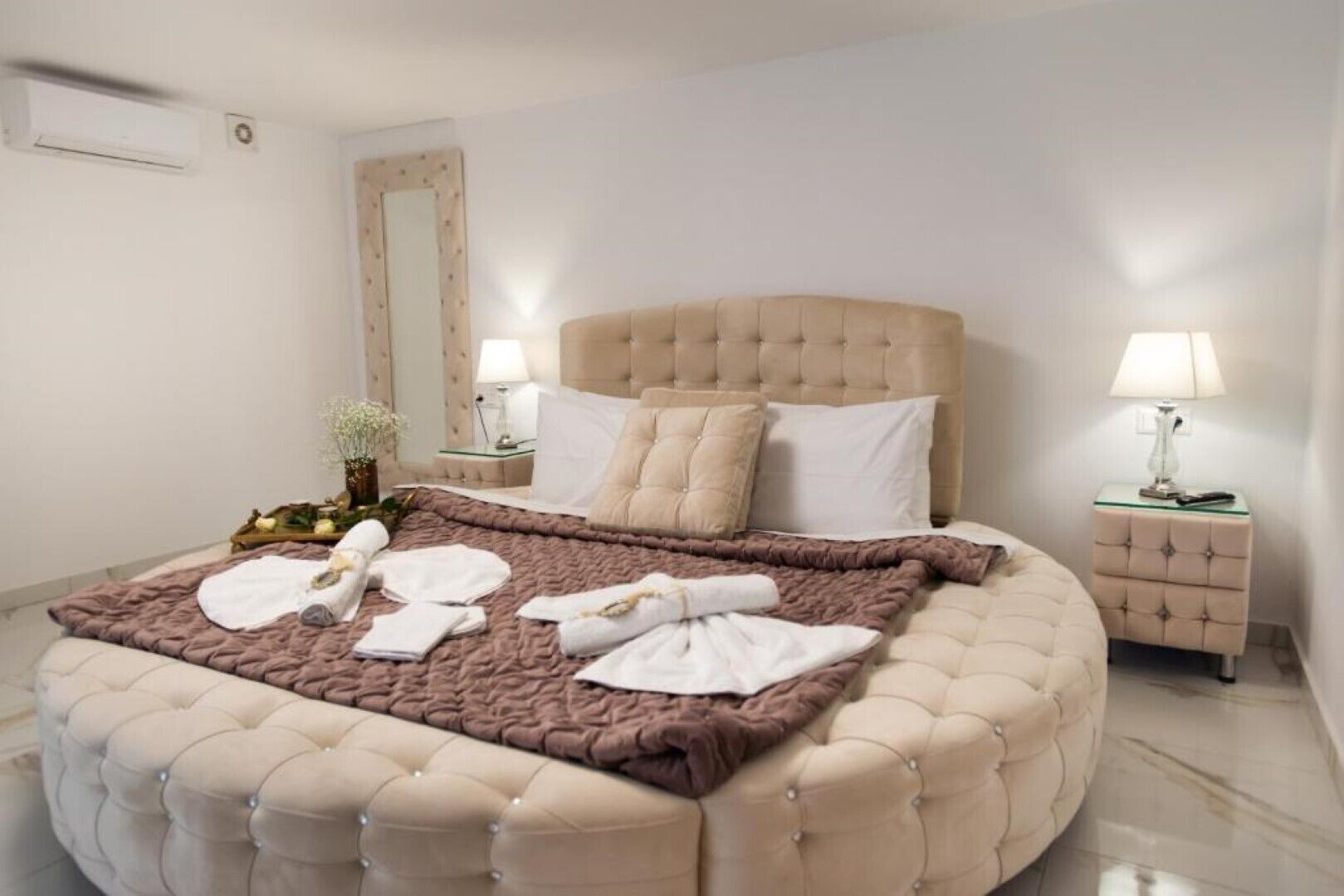 4 Schlafzimmer, Bügeleisen/Bügelbrett, Reisekinderbett, kostenloses WLAN