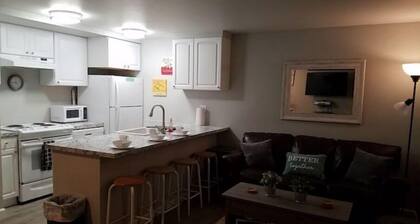 #165 Condo w/large pool & shuttle to Gorge Amp-book separately