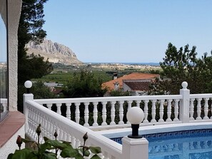 Property grounds - Comfortable villa in quiet location, private pool, garden, wifi, air conditioning, 10' from the sea (Benidoleig)