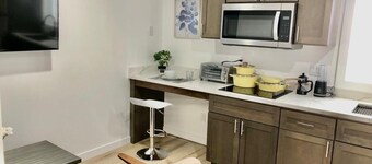 Minimalist Living 1BR In-Law AC Unit with Private Washer & Dryer
