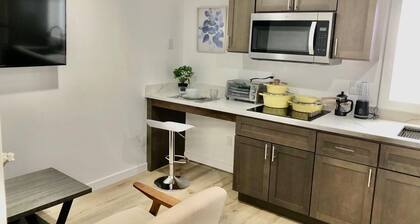 Minimalist Living 1BR In-Law AC Unit with Private Washer & Dryer