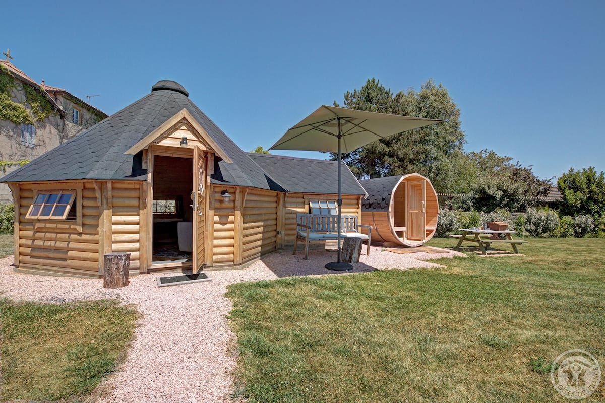 Cabane Familiale, 1 grand lit et 1 canapé-lit, non-fumeurs | Terrasse/Patio