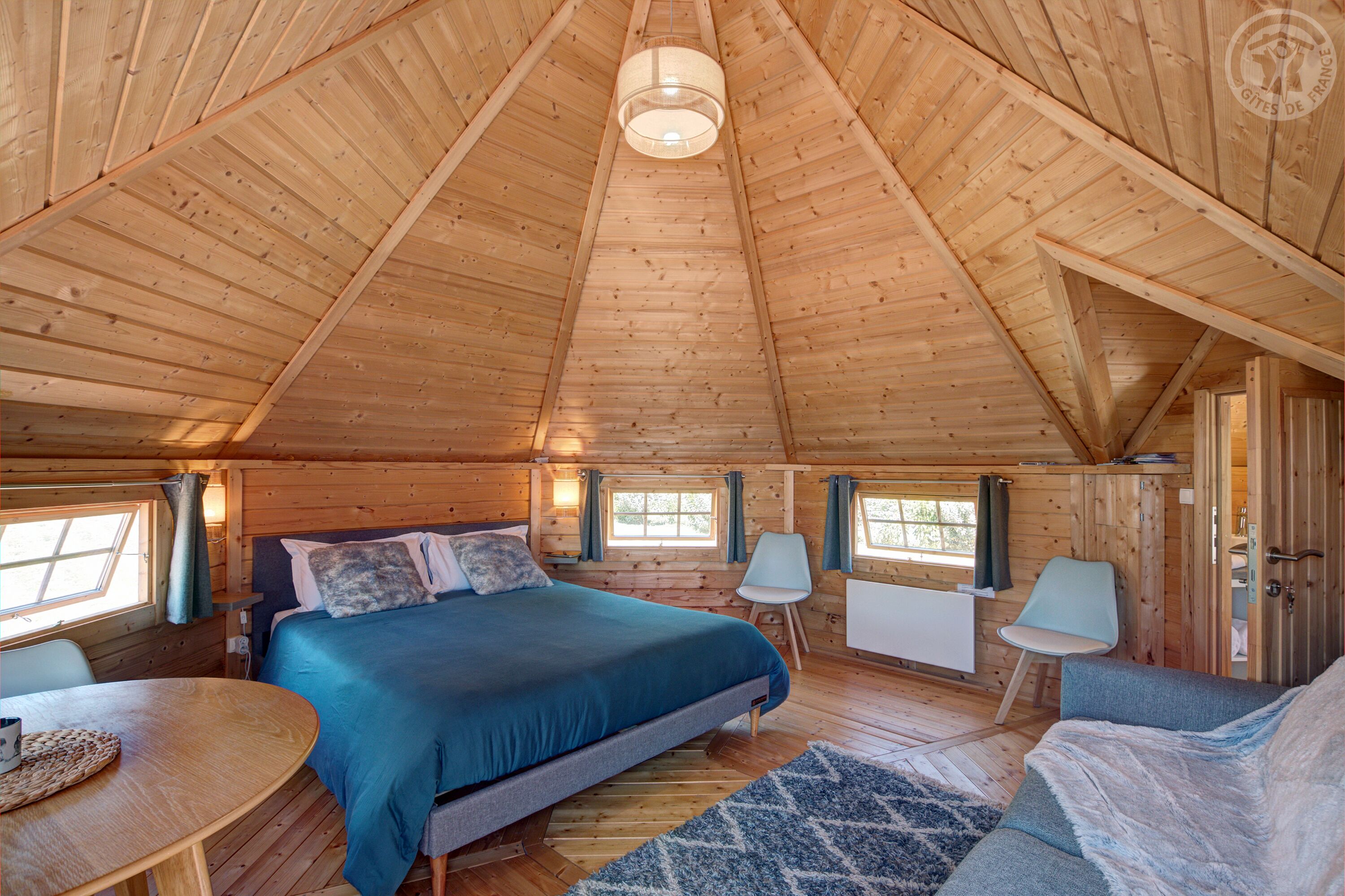 Familie huisje, 1 queensize bed met slaapbank, bubbelbad (Alaska) | Verduisterende gordijnen, gratis wifi, beddengoed