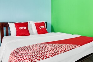 Chambre Standard double | Espace de travail pour ordinateurs portables, accès au Wi-Fi (inclus)