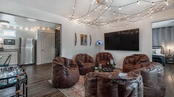 5 bedrooms