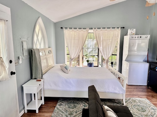 Guesthouse - Studio cottage in the woods